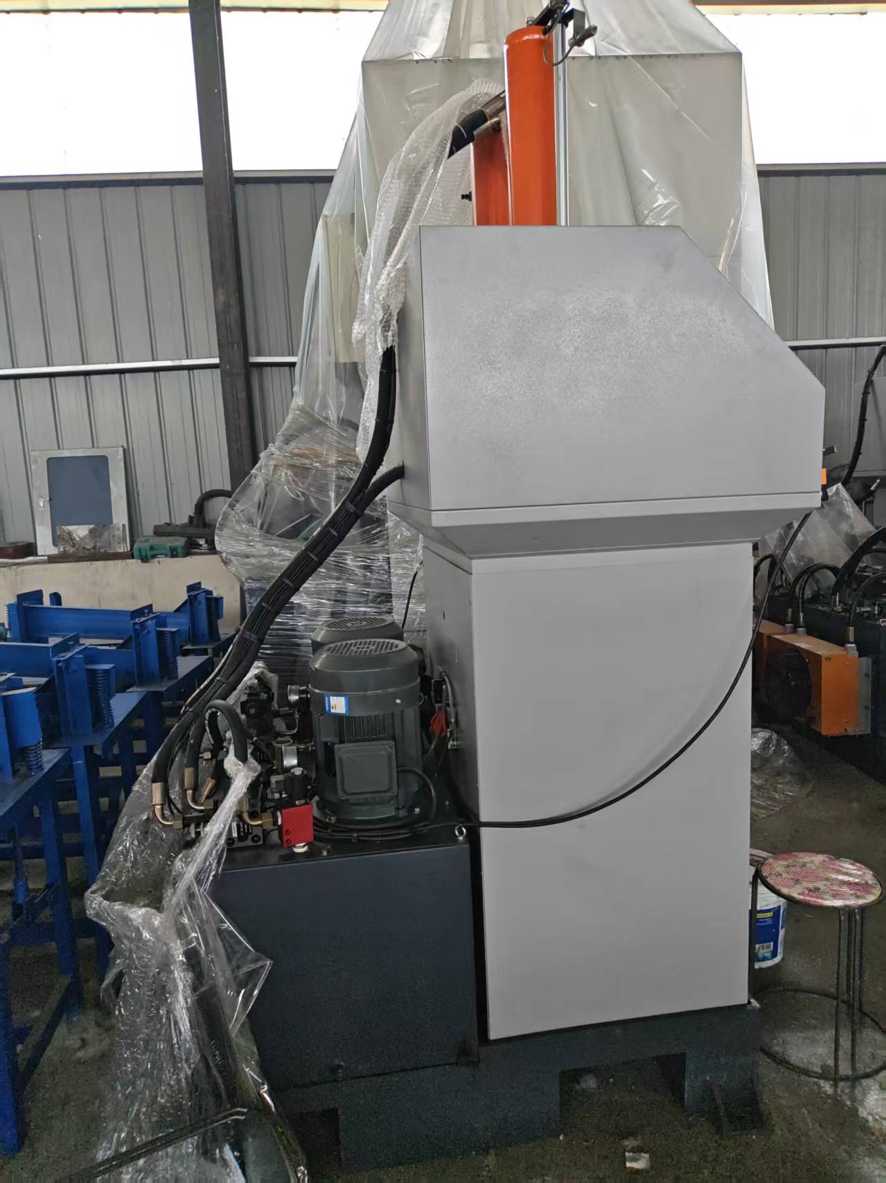 焦作市数控四滚轴卷板机立式液压拉床 - 方案